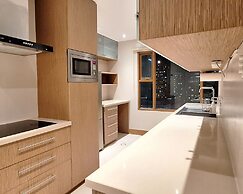 Manila Bayview Luxury Rental