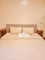 Manila Bayview Luxury Rental