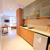 Manila Bayview Luxury Rental