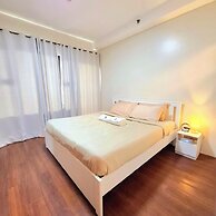 Manila Bayview Luxury Rental