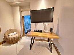 Manila Bayview Luxury Rental