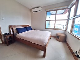 Manila Bayview Luxury Rental