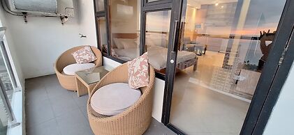 Manila Bayview Luxury Rental