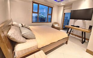 Manila Bayview Luxury Rental