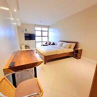 Manila Bayview Luxury Rental