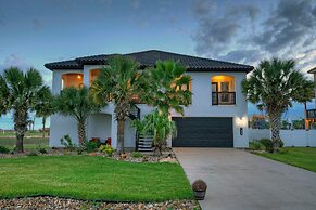 Billiards & Beaches by Avantstay Cart Boardwalk + Pool Table