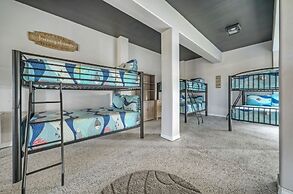 Billiards & Beaches by Avantstay Cart Boardwalk + Pool Table