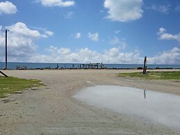 The Bayshore at Magnolia Beach