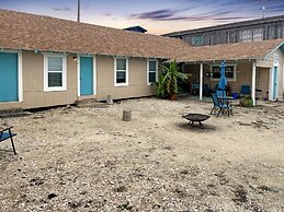 The Bayshore at Magnolia Beach