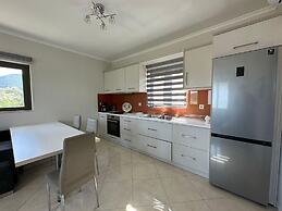 Elpida Luxury Apartments & Suites