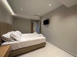 Elpida Luxury Apartments & Suites