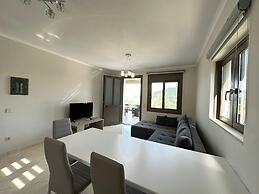 Elpida Luxury Apartments & Suites