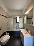 Elpida Luxury Apartments & Suites