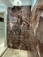 Elpida Luxury Apartments & Suites