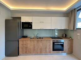 Elpida Luxury Apartments & Suites