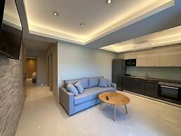 Elpida Luxury Apartments & Suites