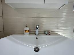 Elpida Luxury Apartments & Suites