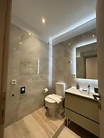 Elpida Luxury Apartments & Suites