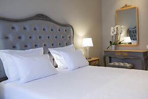 VK Luxury Suites - Private Parking - Adults Only