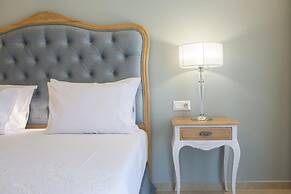 VK Luxury Suites - Private Parking - Adults Only