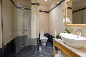 VK Luxury Suites - Private Parking - Adults Only