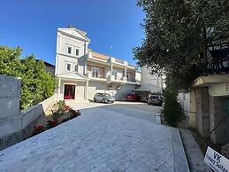 VK Luxury Suites - Private Parking - Adults Only