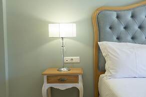 VK Luxury Suites - Private Parking - Adults Only