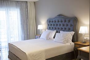 VK Luxury Suites - Private Parking - Adults Only