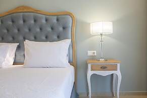 VK Luxury Suites - Private Parking - Adults Only