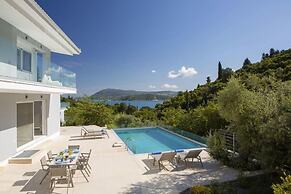 Villas Harriet - With Sea View and Near the sea