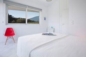 Villas Harriet - With Sea View and Near the sea