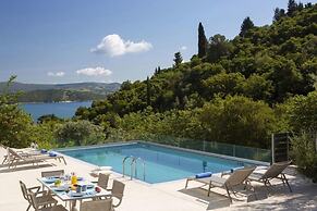 Villas Harriet - With Sea View and Near the sea