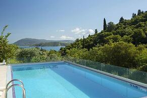 Villas Harriet - With Sea View and Near the sea