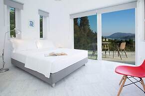 Villas Harriet - With Sea View and Near the sea