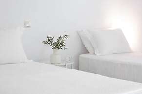 Villas Harriet - With Sea View and Near the sea