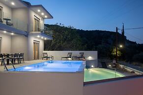 Aloft Luxury Villas Lefkada - Heated Pool