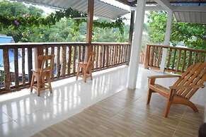 Shaddai restaurante y hospedaje