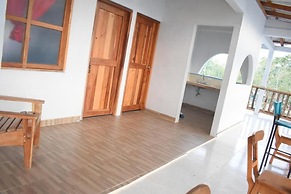 Shaddai restaurante y hospedaje