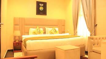 SUGARLAND HOTEL & SUITES
