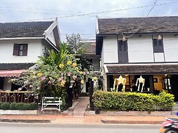 Villa Namkhan Heritage