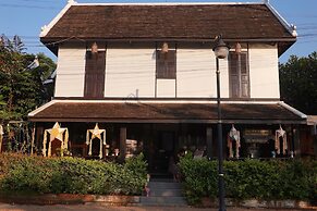 Villa Namkhan Heritage