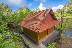 Lotus Field Homestay