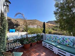 Alojamientos Charco Azul