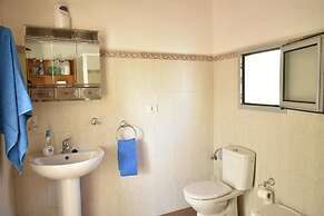 Alojamientos Charco Azul