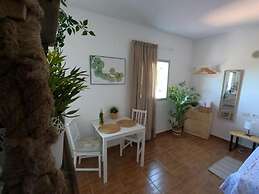 Alojamientos Charco Azul