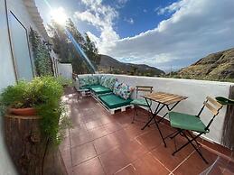 Alojamientos Charco Azul