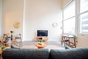 3BR CozySuites TheBlock Skybridge Access