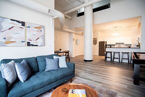 3BR CozySuites TheBlock-SkybridgeAccess2