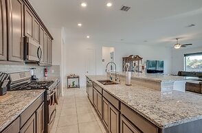 Texas Gem: Home Office & Patio, Near Lake Houston