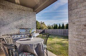 Texas Gem: Home Office & Patio, Near Lake Houston